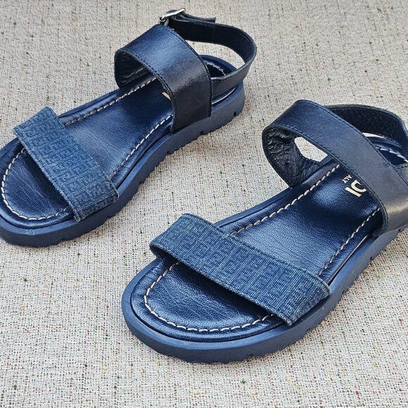 Fendi Kids Boys Sandal Blue Leather/Canvas Upper Shoes Made in Italy Size 33 kid - Picture 2 of 11